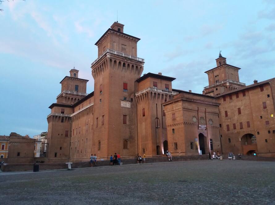 castello-estense-ferrara